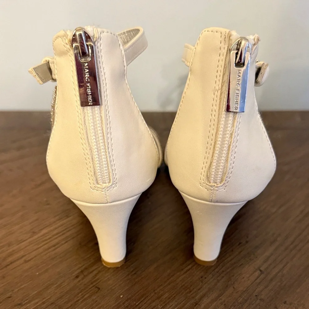 Marc Fisher White Strappy Dress Shoes with Rhinestones size 4 big girl